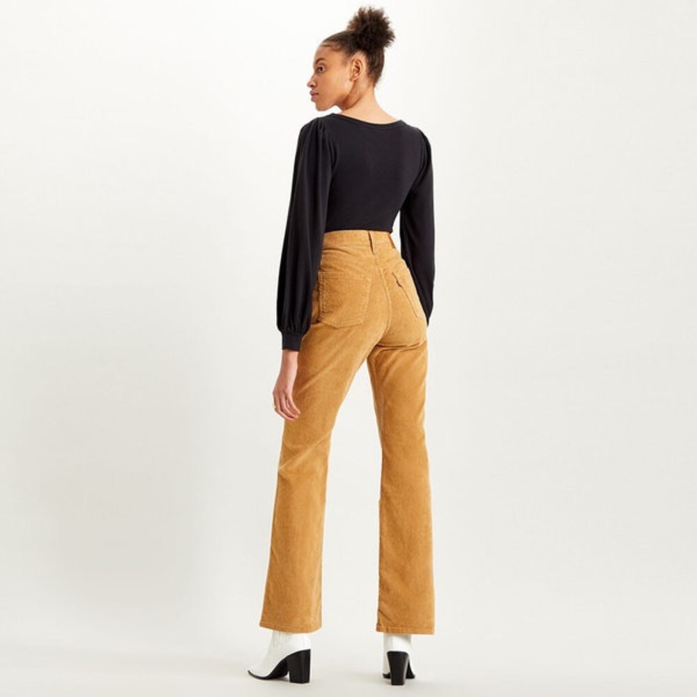 New LEVI'S RIBCAGE BOOTCUT high rise PANTS - Picture 3 of 10